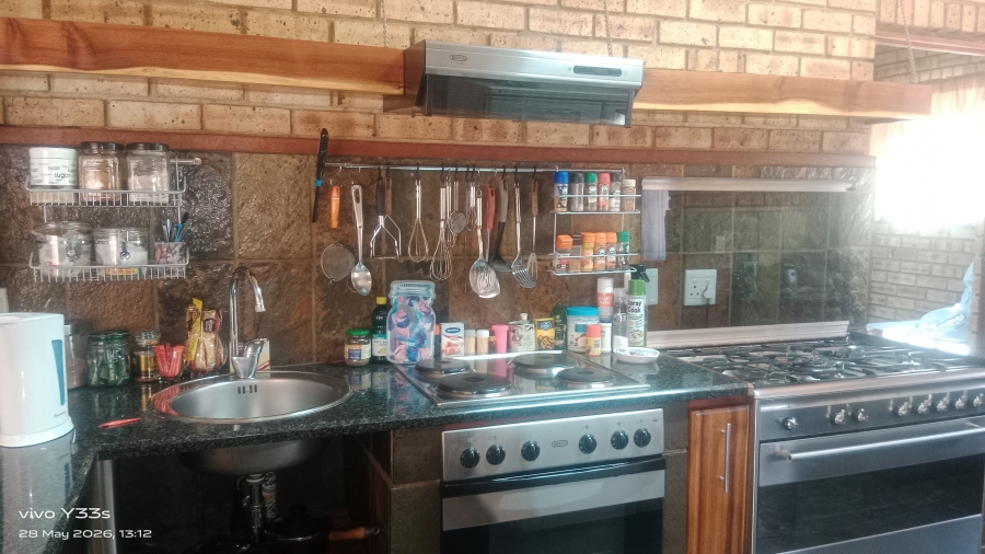 9 Bedroom Property for Sale in Vaal Eden Free State